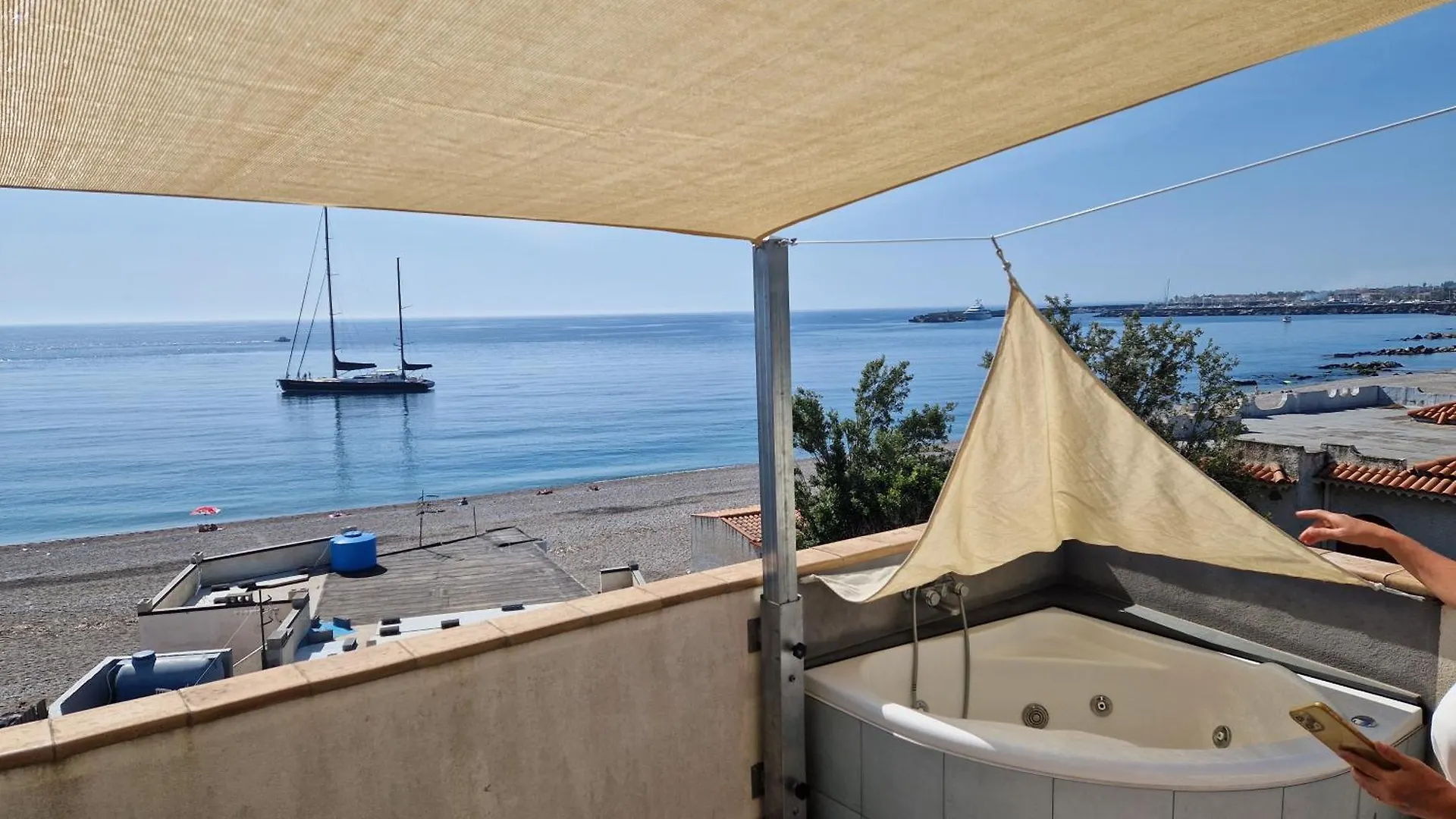 Santanna Penthouse - Fondachello-Apartments Com Riposto 0*,  Itálie